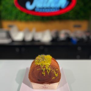 fıstıklı roll kuruvasan